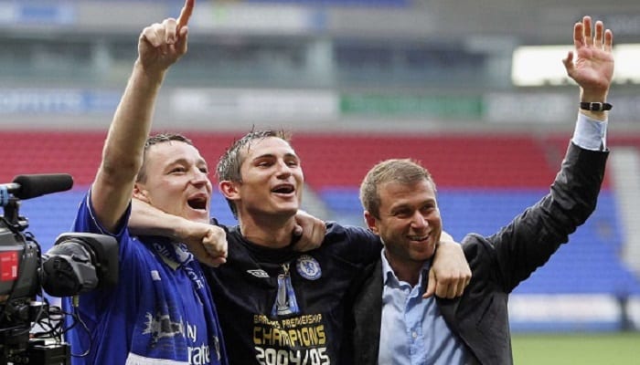 Former Chelsea skipper, John Terry with Frank Lampard and owner Abrahimovich