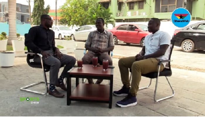 GhanaWeb Sports Editor, Daniel Oduro (L) interviews the two legends