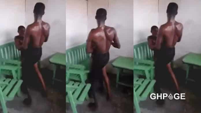 Ashawo fights for refusing to pay after sex 696x392 1 Teenage Prostitute Goes N#ked, Tackles Client for Refusing to Pay after S#x; Video Goes Viral -WATCH