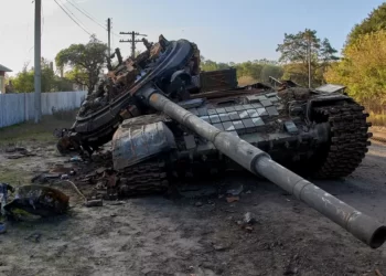 A destroyed tank near Izyum in the Kharkiv area of Ukraine