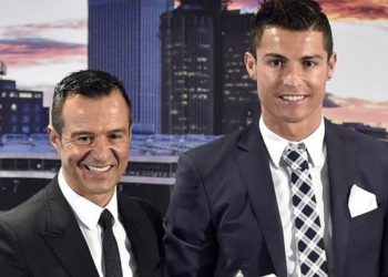 CR7 fell out with Jorge Mendes after not getting Chelsea or Bayern move. EFE