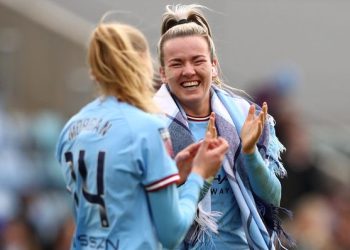 Lauren Hemp had a day to remember as Manchester City beat Chelsea