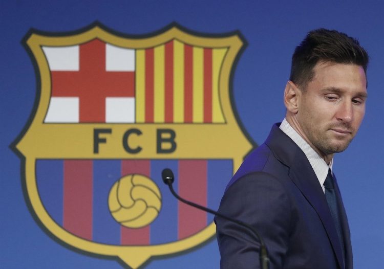 Messi could leave PSG this summer for free. EFE