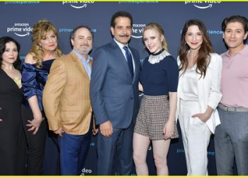 HOLLYWOOD, CALIFORNIA - APRIL 23: Alex Borstein, Caroline Aaron, Kevin Pollak, Tony Shalhoub, Rachel Brosnahan, Marin Hinkle and Michael Zegen attend "The Marvelous Mrs. Maisel" FYC Screening at Hollywood Athletic Club on April 23, 2019 in Hollywood, California. (Photo by Amy Sussman/Getty Images)