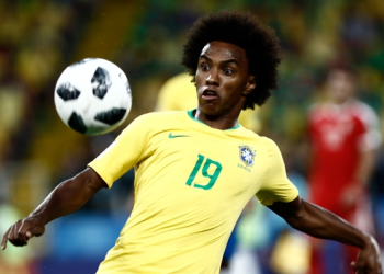 Willian in action for Brazil in 2018