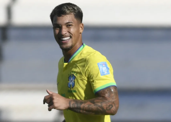 Leonardo is expected to leave Santos